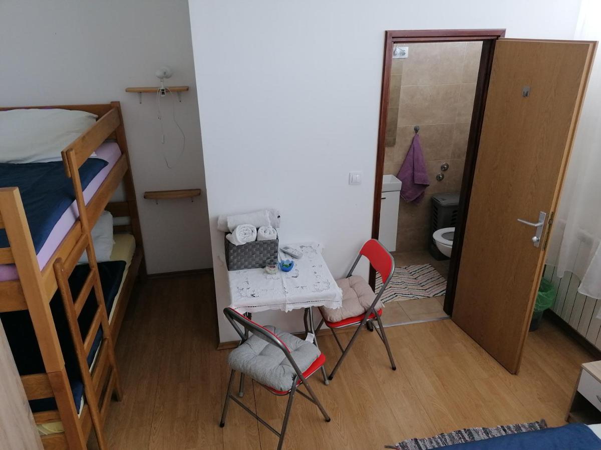 Hostel Poslon Крапина Екстер'єр фото