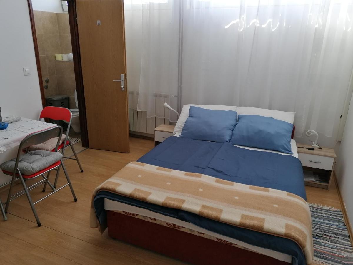 Hostel Poslon Крапина Екстер'єр фото