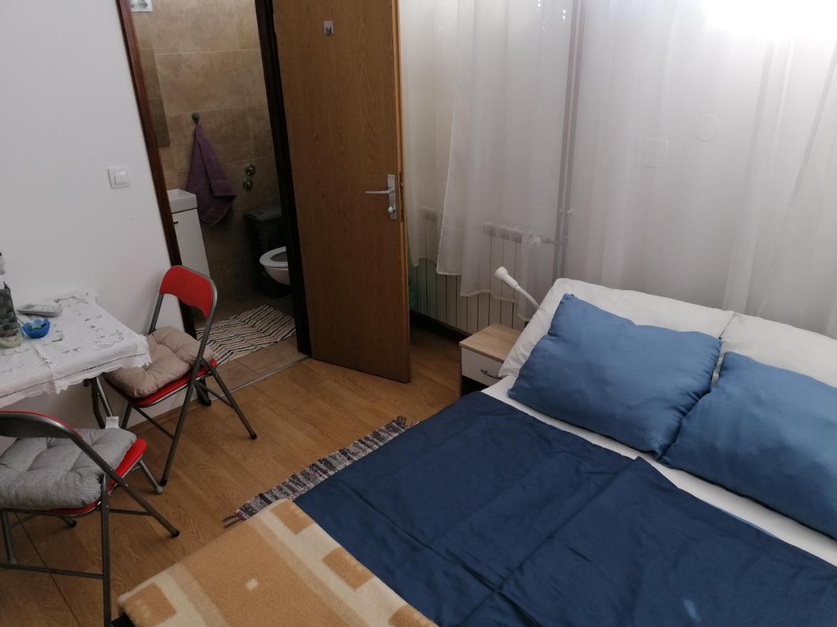 Hostel Poslon Крапина Екстер'єр фото