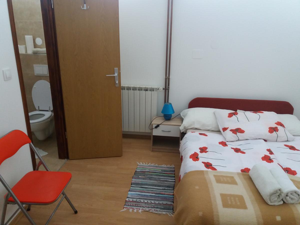 Hostel Poslon Крапина Екстер'єр фото