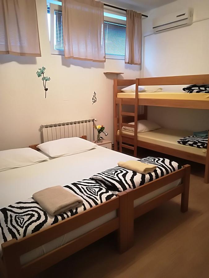 Hostel Poslon Крапина Екстер'єр фото