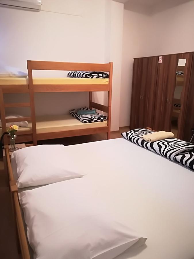 Hostel Poslon Крапина Екстер'єр фото