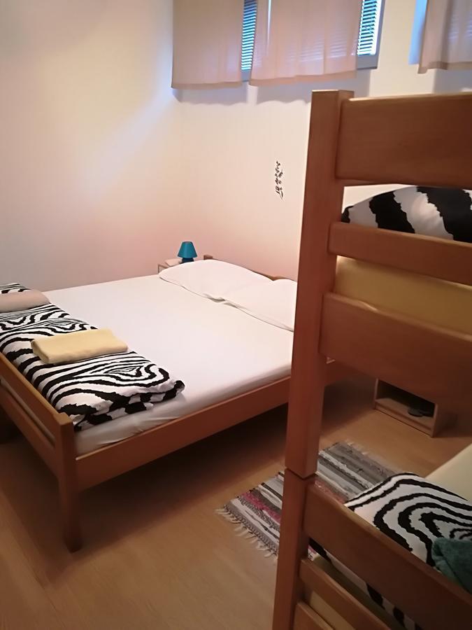 Hostel Poslon Крапина Екстер'єр фото